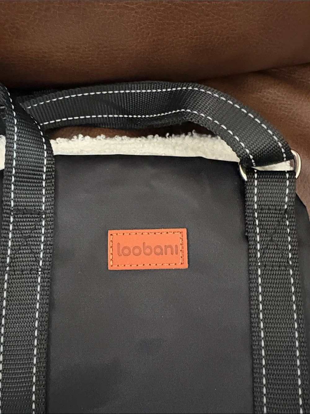 Loopani Black Sherpa pet Slong